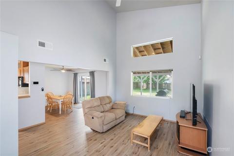 19910 14th Ave E, Spanaway, WA 98387 photo 8