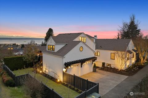 854 Maple St, Edmonds, WA 98020 photo 2