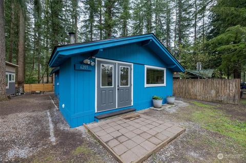 6205 Shamrock Rd, Maple Falls, WA 98266