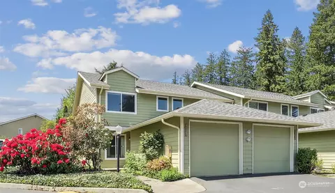 3929 NW Fairway Ln, Bremerton, WA 98312