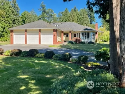 840 Odell St, Blaine, WA 98230