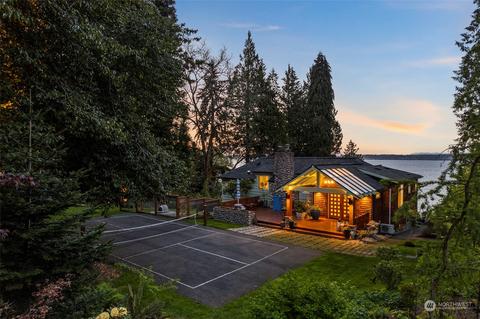 4903 Saratoga Rd, Langley, WA 98260