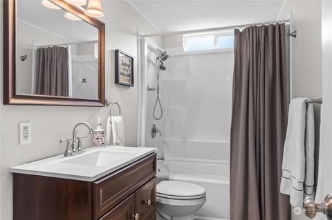 6820 Lower Ridge Rd, Everett, WA 98203 photo 11