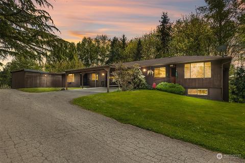 9522 9524 147th Street Ct E, Puyallup, WA 98375