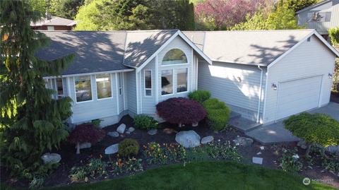 695 Umpqua Pl, La Conner, WA 98257