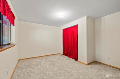 22221 184th Street Ct E, Orting, WA 98360 photo 22