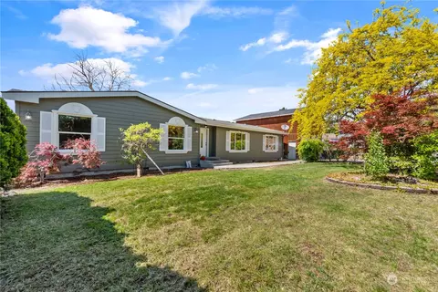 2005 Alice Ln, East Wenatchee, WA 98802