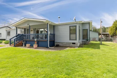 503 Jackson St, Ryderwood, WA 98581
