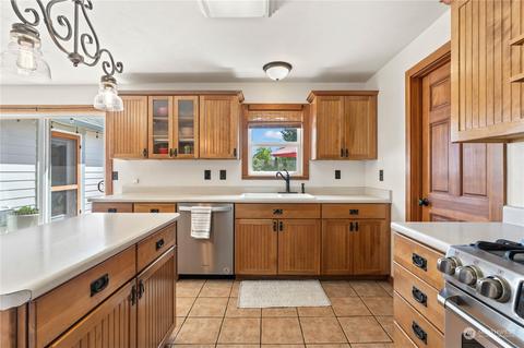 1616 Maple St, Sumner, WA 98390 photo 9