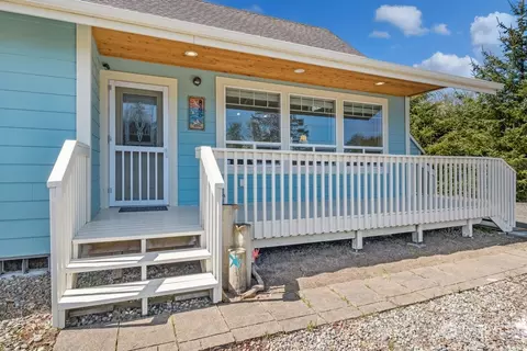 845 Point Brown Ave SW, Ocean Shores, WA 98569