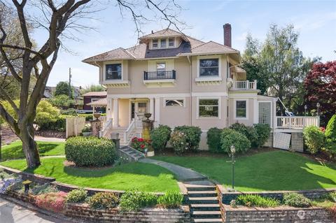 6 Rosemount Way, Tacoma, WA 98406