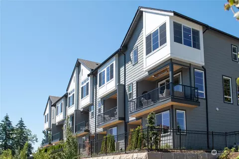 6645 NE 189th Ct #6, Kenmore, WA 98028