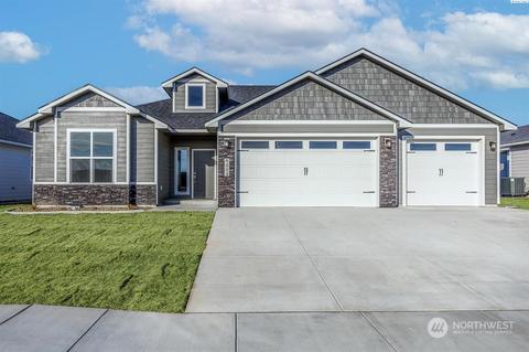 8513 Silver Mound Dr, Pasco, WA 99301