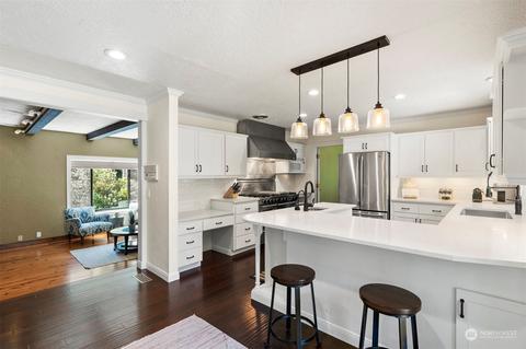 22525 57th Ave SE, Bothell, WA 98021 photo 4