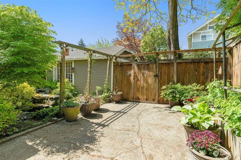 4229 Eastern Ave N, Seattle, WA 98103 photo 29