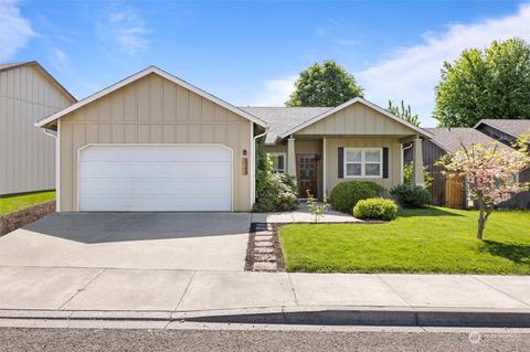1202 SE Falbo Dr, College Place, WA 99324