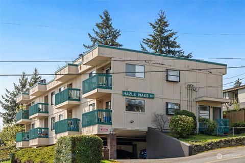 409 SW 155th St, Burien, WA 98166