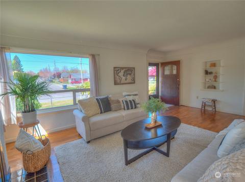 2043 Wells St, Enumclaw, WA 98022 photo 5