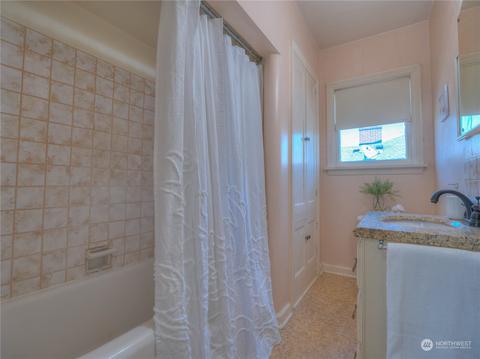 2043 Wells St, Enumclaw, WA 98022 photo 13