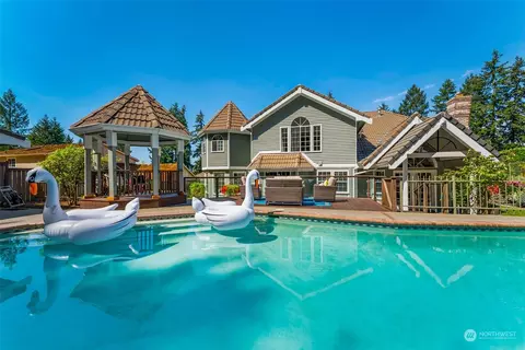 400 Keach Loop, Steilacoom, WA 98388 photo 1