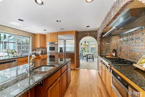 400 Keach Loop, Steilacoom, WA 98388 photo 12