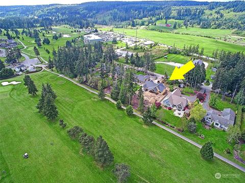 144 Woodland Dr, Camano Island, WA 98282