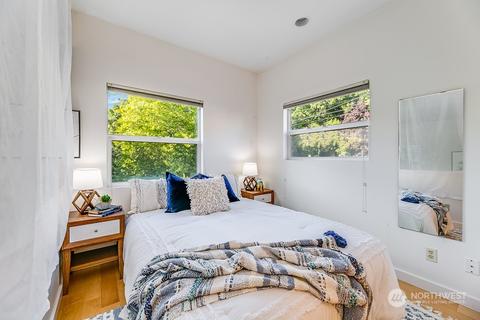 1501 E Spring St #9, Seattle, WA 98122 photo 10