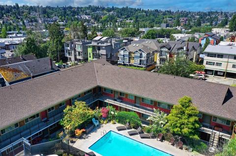 3636 Evanston Ave N #4, Seattle, WA 98103
