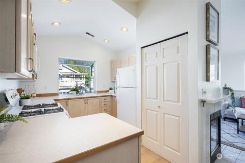 22619 4th Ave W #106, Bothell, WA 98021 photo 10