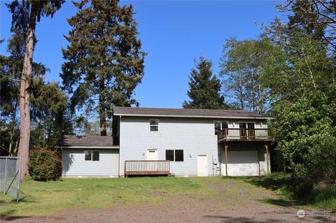 3281 242nd Pl, Ocean Park, WA 98640