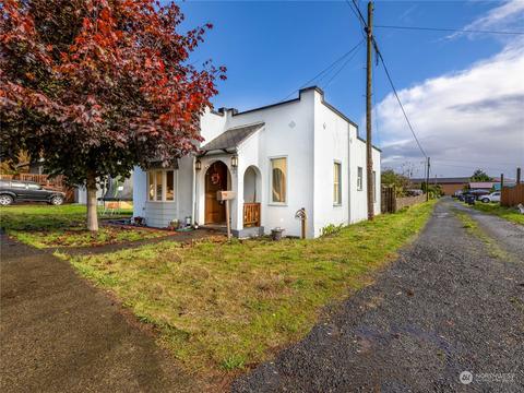 111 27th St, Hoquiam, WA 98550