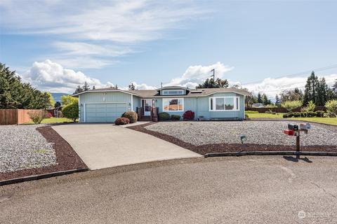 261 Duke Dr, Sequim, WA 98382