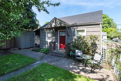 269 19th Ave, Longview, WA 98632