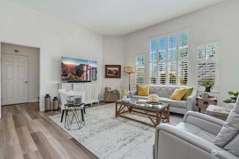 4226 221st Pl SE #1082, Issaquah, WA 98029