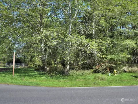 764 Tern Ct SE, Ocean Shores, WA 98569