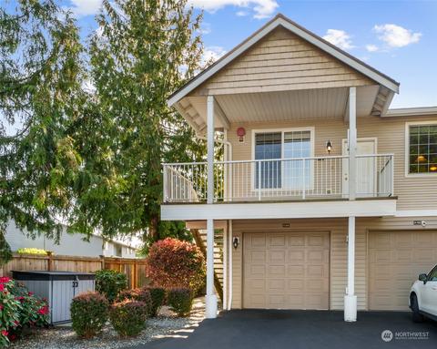 1002 9th Ave SE #H204, Puyallup, WA 98372