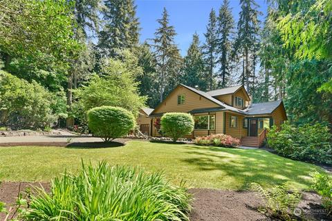 11651 Just A Meer Ln NE, Bainbridge Island, WA 98110