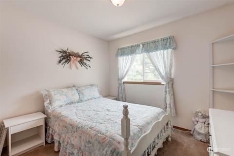 225 99th Pl SW, Everett, WA 98204 photo 13