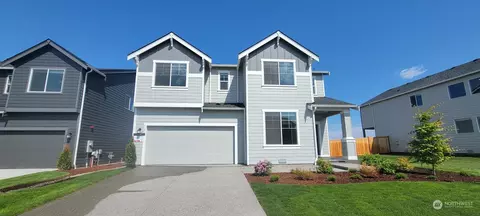 1154 Panoramic Loop #35, Bremerton, WA 98312