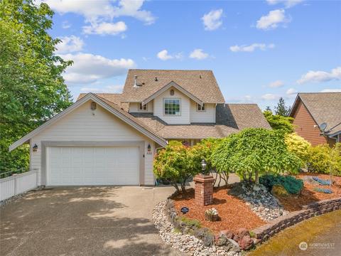 625 Medallion Pl E, Port Orchard, WA 98366