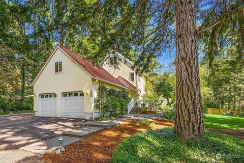 6132 NE Old Mill Rd, Bainbridge Island, WA 98110