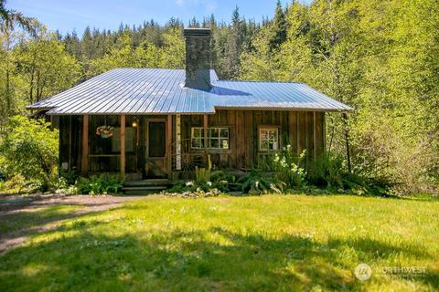 1915 Abernathy Creek Rd, Longview, WA 98632