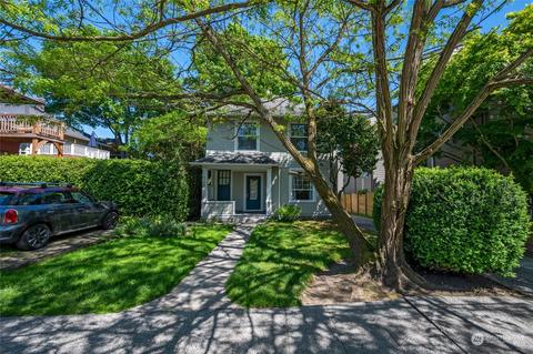 4122 Whitman Ave N, Seattle, WA 98103