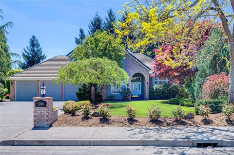 1709 NW Gregory Dr, Vancouver, WA 98665