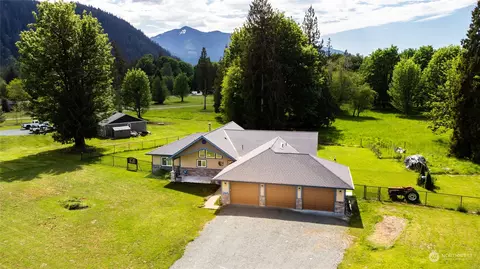 7412 Pressentin Ranch Dr, Concrete, WA 98237