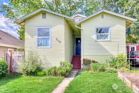 612 NW 70th St, Seattle, WA 98117