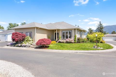 107 S Pass Rd #32, Nooksack, WA 98276