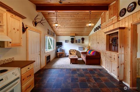 868 Twisp River Rd, Twisp, WA 98856 photo 10