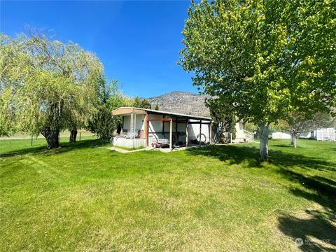 20 Nigg Dr, Oroville, WA 98844