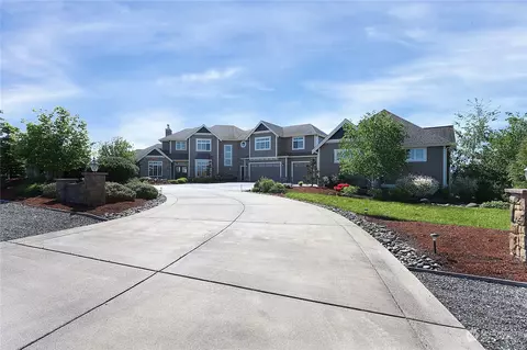 2416 Cascade Dr E, Roy, WA 98580